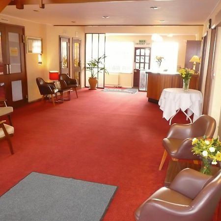 Newark Hotel פטרבורו מראה חיצוני תמונה