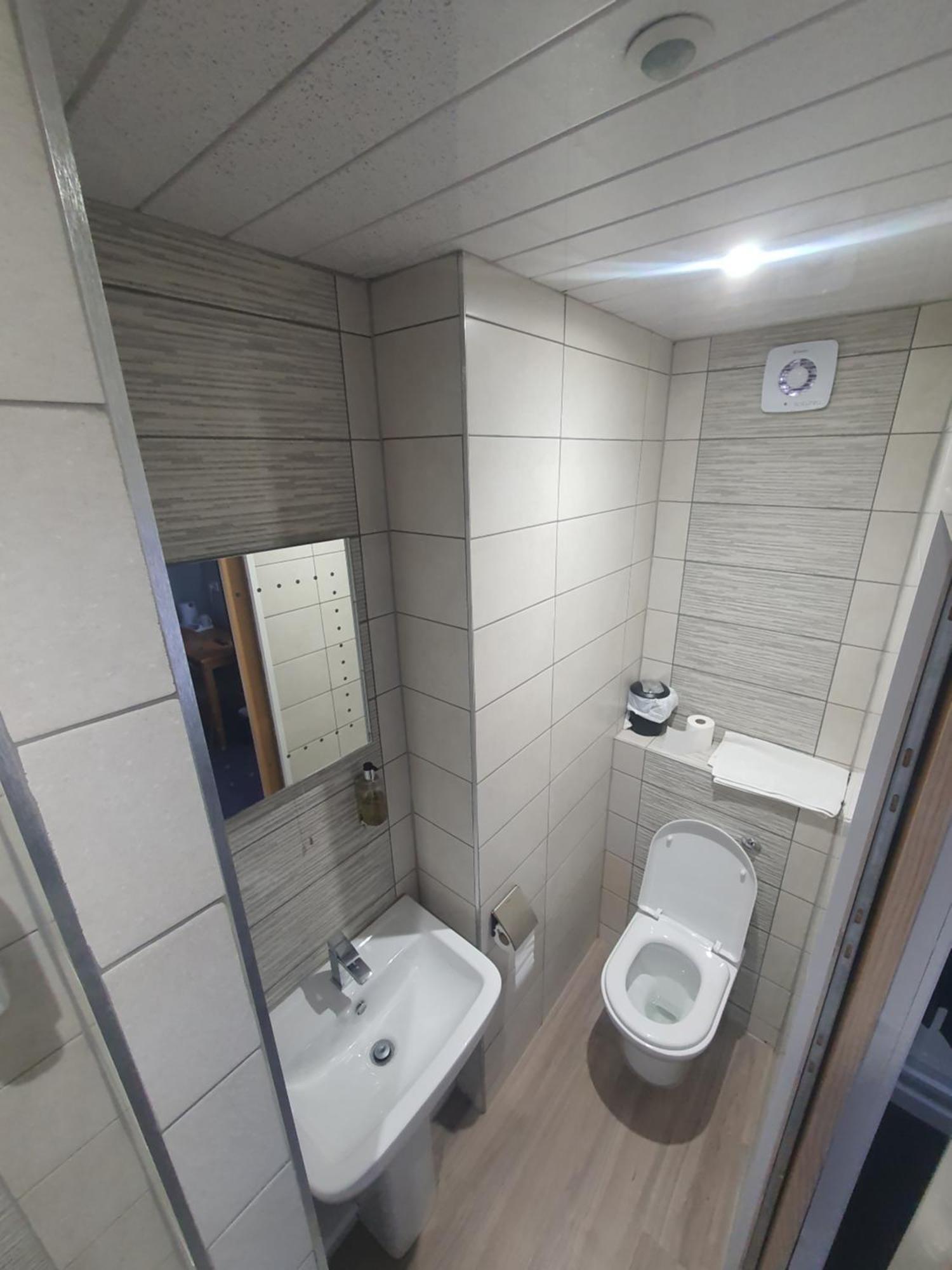 Newark Hotel פטרבורו חדר תמונה
