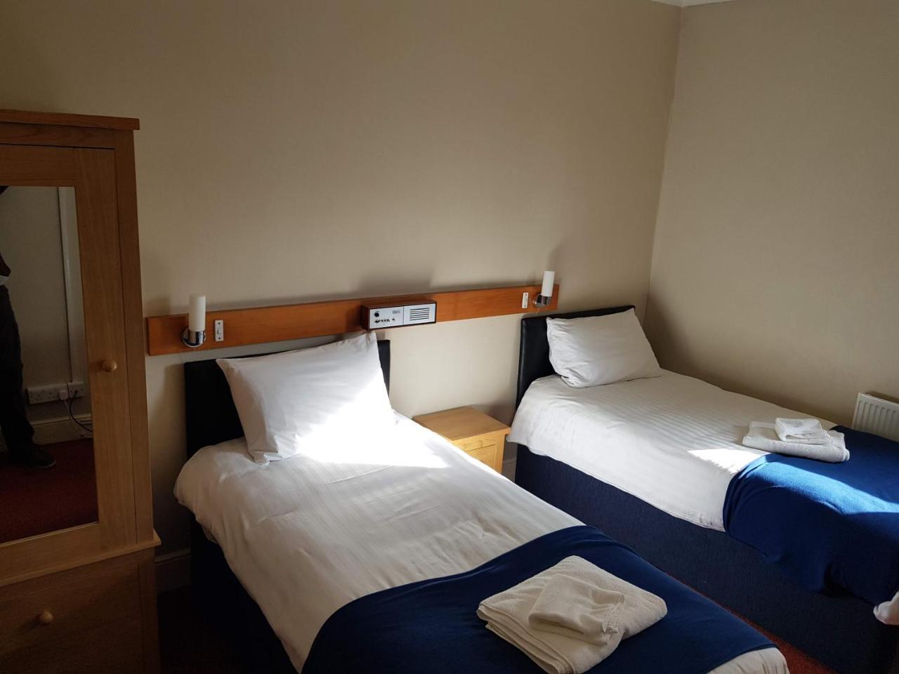 Newark Hotel פטרבורו מראה חיצוני תמונה
