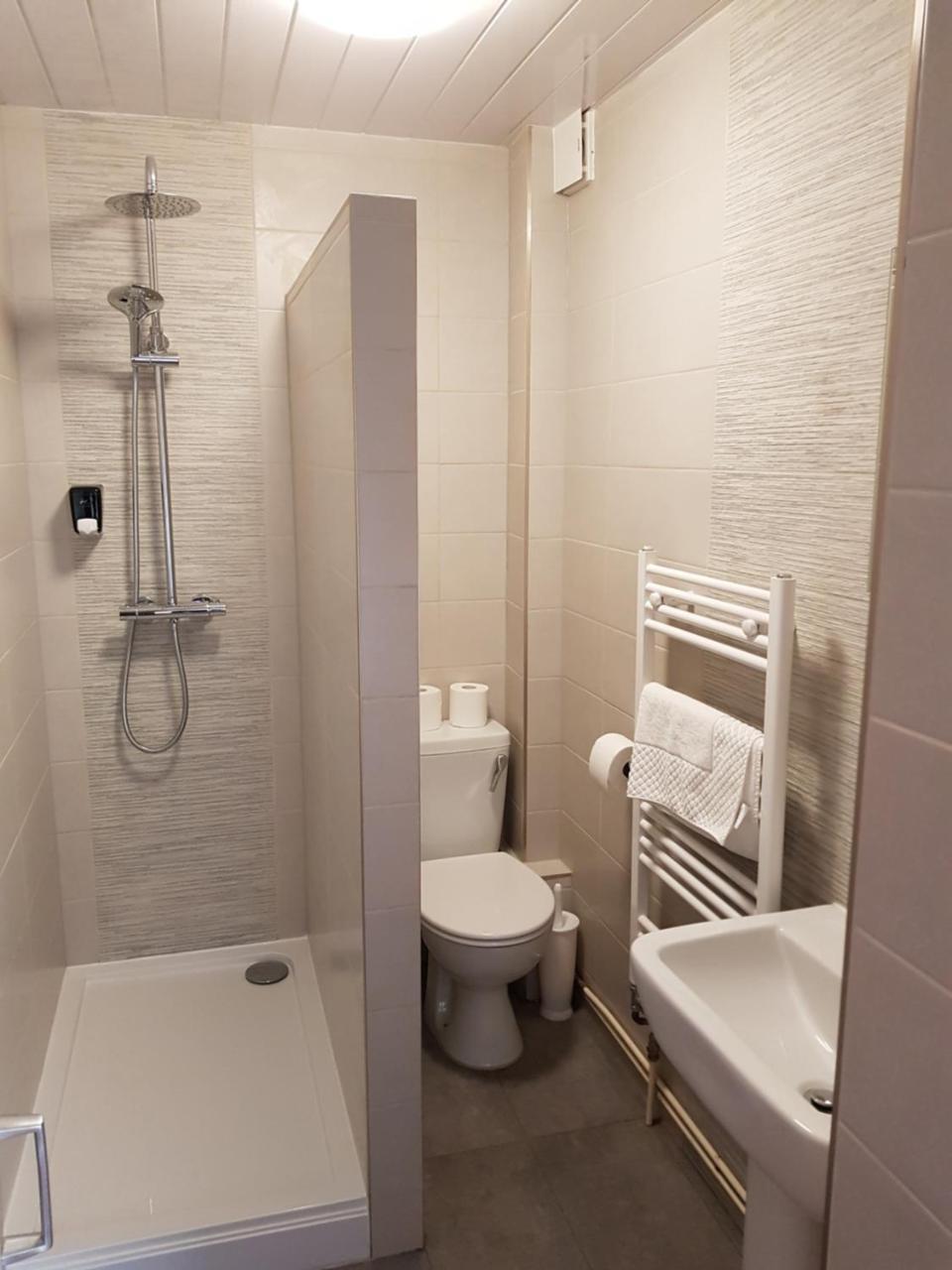 Newark Hotel פטרבורו מראה חיצוני תמונה